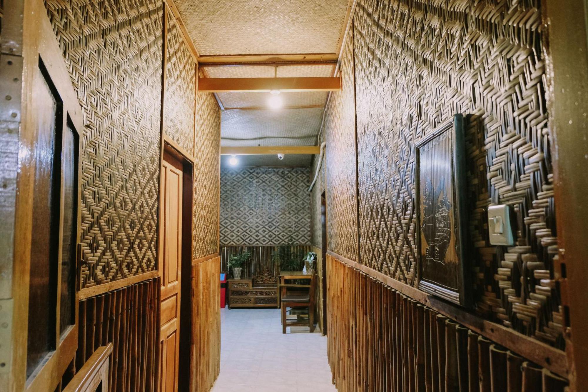 Glory Homestay Yogyakarta Exterior photo