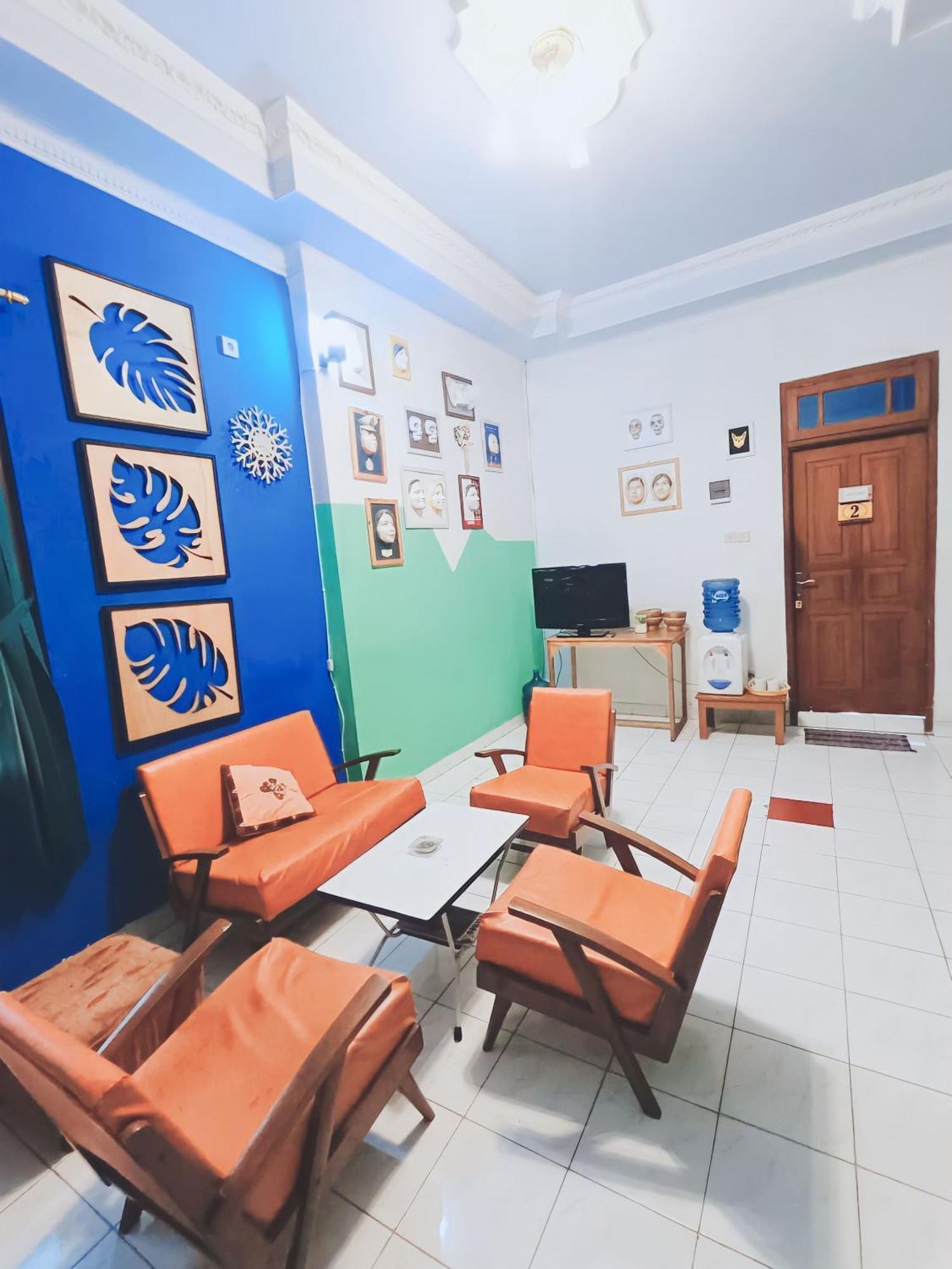 Glory Homestay Yogyakarta Exterior photo