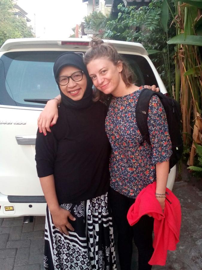 Glory Homestay Yogyakarta Exterior photo