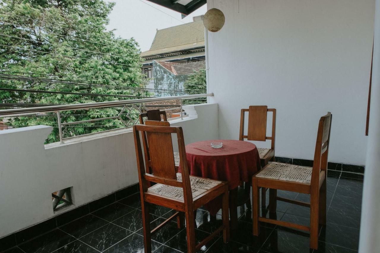 Glory Homestay Yogyakarta Exterior photo